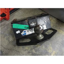 Trailer hitch - used
