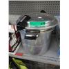 Image 1 : Large pressure cooker