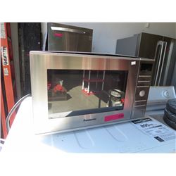 Panasonic Genius microwave - used