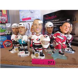 7 NHLPA Dobble Bobble head dolls
