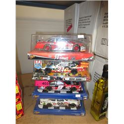 4 x 1:24 scale model stock cars