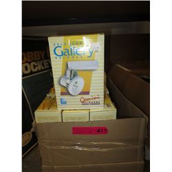 Case of new Halogen track light bulb units