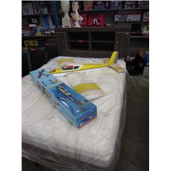 Full/Queen storage headboard