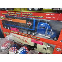 1:32 Scale model tractor trailer