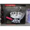 Image 1 : New Stainless steel  4 quart chafing dish