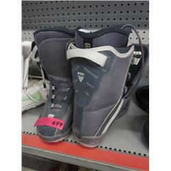 Snowboard boots - used