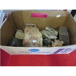 Rock samples & crystals formations