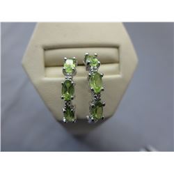 New Half hoop Peridot earrings set w/ 4 diamonds