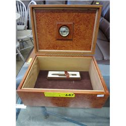 Humidor and cigar pen