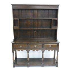 Welsh oak dresser with hutch top