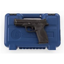S&W M&P 40 Semi-Automatic Pistol