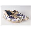 Image 1 : Sioux Fully Beaded Man's Moccasins 11 ¼" long