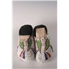 Image 1 : Lakota Sioux Women's Ceremonial Moccasins, 9" long
