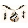 Image 1 : Onyx Beaded Necklace with Abalone Shell