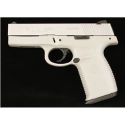 Smith & Wesson SW9V Cal; 9mm SN; PAV3727