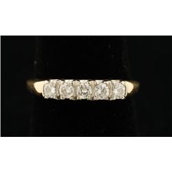 Vintage Diamond Ring with 5 Diamonds.