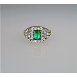 Stunning Chatham Created Emerald & Diamond Ring.