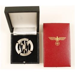 German WWII Badge and 2 Presentation Cases.