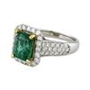 Image 4 : 14KT Two-Tone Gold 2.50ct Emerald and Diamond Ring