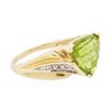 Image 4 : 14KT Yellow Gold 3.00ct Peridot and Diamond Ring