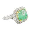 Image 4 : 14KT Two-Tone Gold 5.25ct Emerald and Diamond Ring