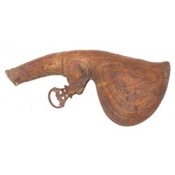 A PERSIAN BARUTDAN POWDERHORN