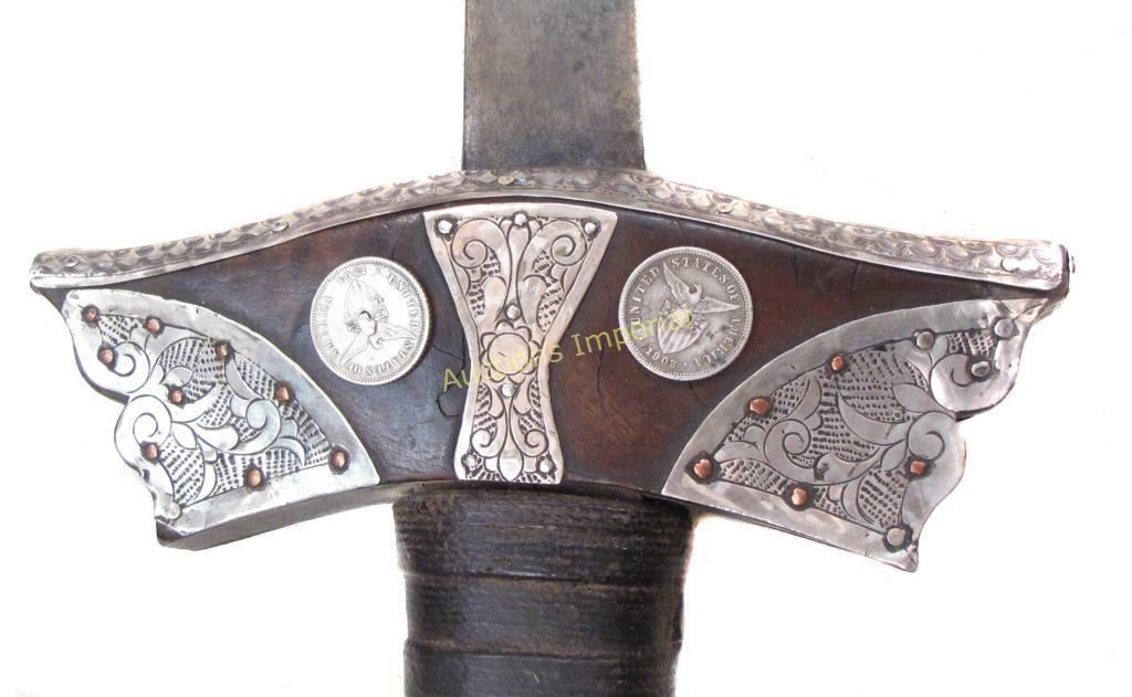 Campilan A FINE MORO KAMPILAN SWORD