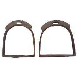 A PAIR OF CHINESE QING DYNASTY STIRRUPS