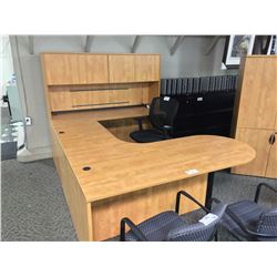 MAPLE U-SHAPE EXECUTIVE DESK, C/W CLOSED DOOR HUTCH