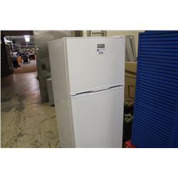 FRIGIDAIRE FRIDGE/FREEZER COMBO