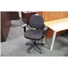 Image 2 : BLACK MULTI LEVER ADJUSTABLE ARM TASK CHAIR