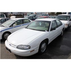 1999 CHEVROLET LUMINA LS, 4DR SEDAN, WHITE, VIN # 2G1WL52M7X9284153