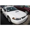 Image 2 : 2001 FORD MUSTANG, 2DR SEDAN, WHITE, VIN # 1FAFP40461F117604