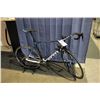 Image 1 : SCOTT SOLACE 30 CARBON FIBRE  ROAD BIKE RETAIL $2499