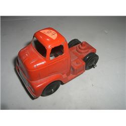 VINTAGE TOY TRUCK STAMPED *TOOTSIETOY CHICAGO 24 USA*!! TOY CAME OUT OF ESTATE!!