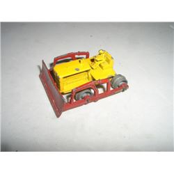 VINTAGE *VERY RARE* DIECAST TOY TRACTOR STAMPED *LESNEY-ENGLAD* BOOK VALUE $55.00 IN GOOD CONDITION!