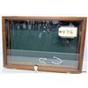 Image 1 : LOCKABLE PISTOL DISPLAY CASE