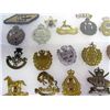 Image 3 : 31 HAT BADGES.