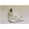Image 1 : ASICS WOMENS SIZE 9.5 RUNNING SHOES