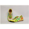 Image 1 : ONITSUKA TIGER WOMENS SIZE 8.5 SHOES