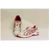 Image 1 : ASICS JUNIOR SIZE 6 RUNNING SHOES