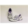 Image 1 : ASICS JUNIOR SIZE 6 RUNNING SHOES