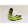 Image 1 : NEW BALANCE WOMENS SIZE 9 SPORT SHOES