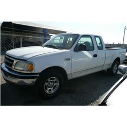 97 Ford F-150 3 Dr  Extended Cab LB - T - DRIVE MC HG