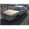 Image 1 : 93 Ford Taurus 4 Dr  Sedan - ADT - DRIVE