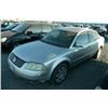 Image 1 : 02 Volkswagen Passat 4dr Sedan - LLBB - DRIVE MC