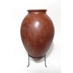 Egyptian Predynastic red burnished jar with incised 'centipede'