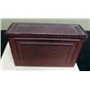 Image 9 : US WWII 30 CAL AMMUNITION CHEST W/FULL BANDOLIER