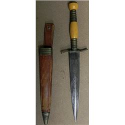 ENGRAVED GERMAN MADE NAVAL DIRK WITH SCABBARD