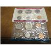 Image 2 : 1972 US MINT SET (UNC) P/D/S (WITH ENVELOPE)